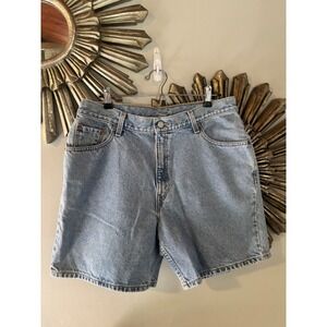 Levi's 550 Relaxed High Rise Denim Shorts Light Wash Size 14